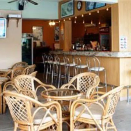 埃斯梅拉达酒店 公寓式酒店 3*